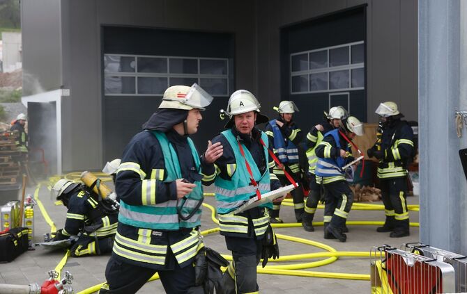 Feuerwehrübung Der Feuerwehr Berglen_6