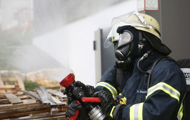 Feuerwehrübung Der Feuerwehr Berglen_16