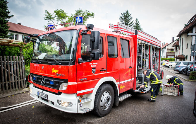 Papier in Wohnung in Brand geraten - Bild 08_1