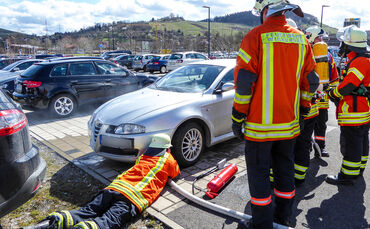 Pkw-Brand auf dem Klinikum Parkplatz_0