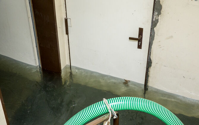Keller unter Wasser_10