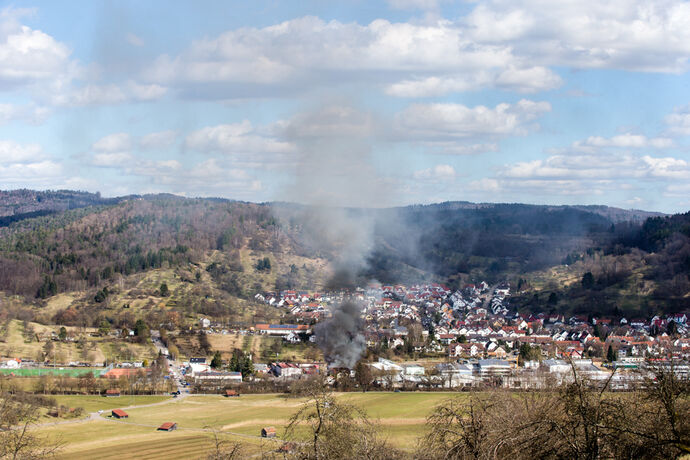 Brand einer Automatendreherei, Industriestr., Schorndorf-Miedelsbach, 14.03.2022.