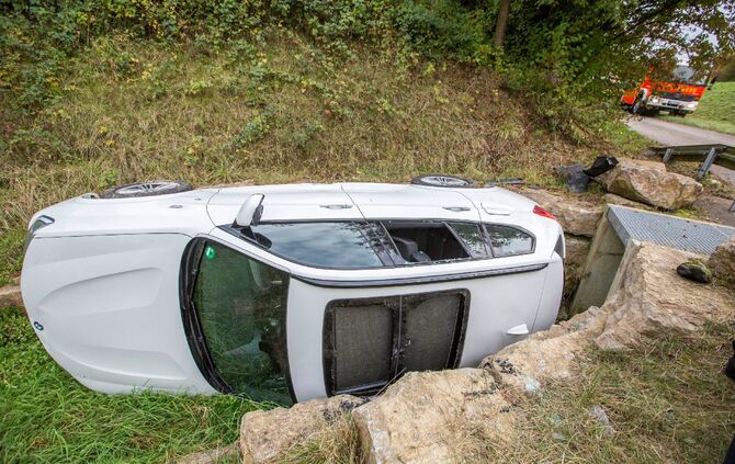 Schwerer Verkehrsunfall bei Backnang - Bild 02_0