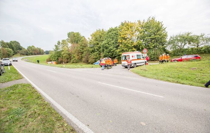 Schwerer Verkehrsunfall bei Backnang - Bild 13_11