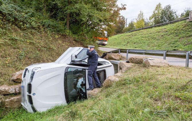 Schwerer Verkehrsunfall bei Backnang - Bild 14_12