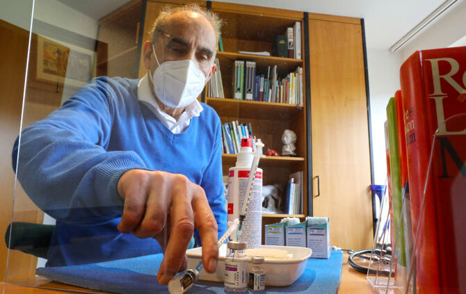 Dr. Issa Garfami
