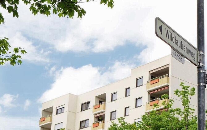 HAUSuGRUND Waiblingen hat Insolvenz angemeldet betroffene Gebäude unter anderem Salierstr. 51 - 61