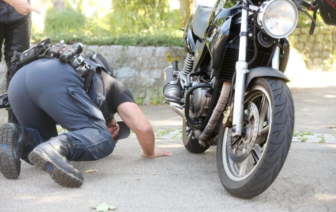 Schwerpunktkontrolle Motorrad_7