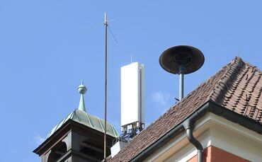 Sirene auf dem Dach Rathaus Plüderhausen