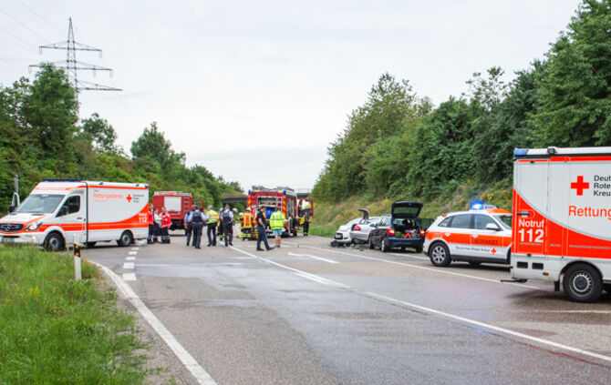 In fließenden Verkehr geknallt. - Bild 18_1