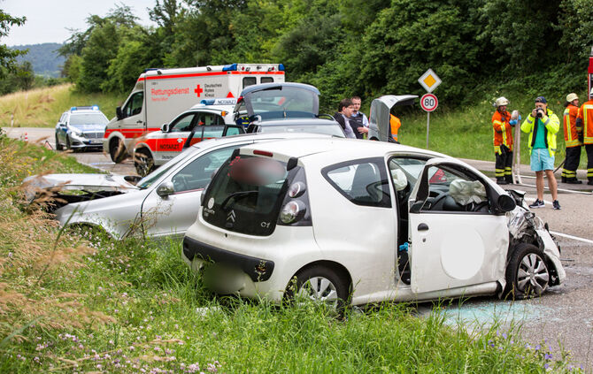 In fließenden Verkehr geknallt. - Bild 02_18