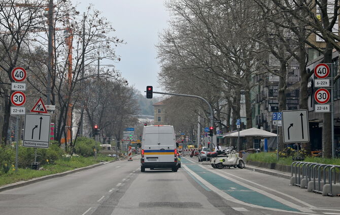 Stuttgarter Straßenverkehr Cityring Theo-Heuss-Straße