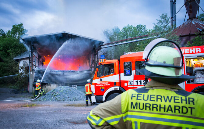 Großbrand im alten Sägewerk - Bild 24_6
