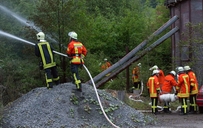 Großbrand im alten Sägewerk - Bild 13_7