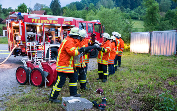 Großbrand im alten Sägewerk - Bild 01_12