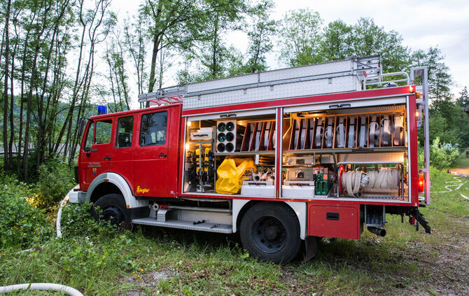 Großbrand im alten Sägewerk - Bild 06_19