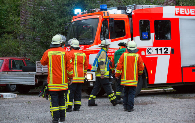 Großbrand im alten Sägewerk - Bild 17_24