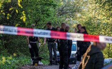 Esslingen: Toetungsdelikt? Leiche in Waldstueck gefunden