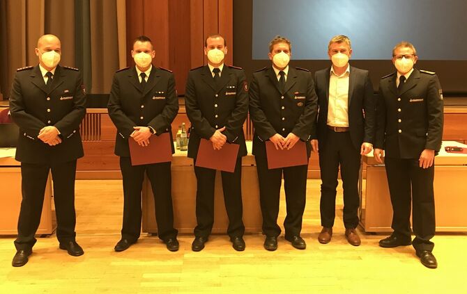 Urkundenübergabe Amtsbestätigung neue Feuerwehrkommandanten Waiblingen Bittenfeld Hegnach