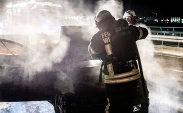 Autobrand, B14 Zipfelbachviadukt, Winnenden, 02.05.2022.