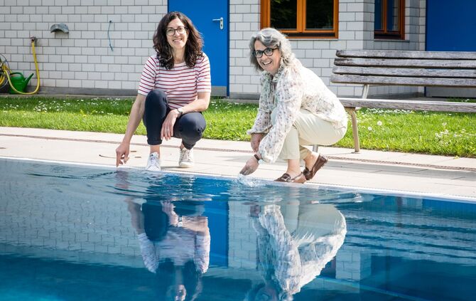 Stettener Bädle: Stellvertreterin Susanne Lambé und die 1. Vorsitzende Tamara Diebel, Kernen-Stetten, 02.05.2022.