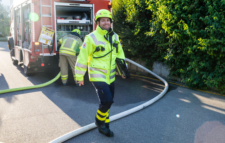 Tiefgaragenbrand, Dombovarstr., Kernen-Rommelshausen, 16.05.2022.