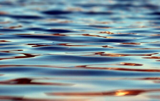 See Wasser Symbol Symbolbild Symbolfoto
