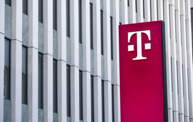Editorial use only in direct correlation with Deutsche Telekom AG. / Nur zur redaktionellen Verwendung im direkten Zusammenhang mit Diensten der Deutschen Telekom AG