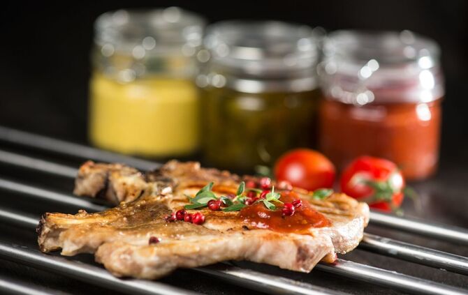 Perfekt gegrillt: Vor dem Servieren das Fleisch ruhen lassen.