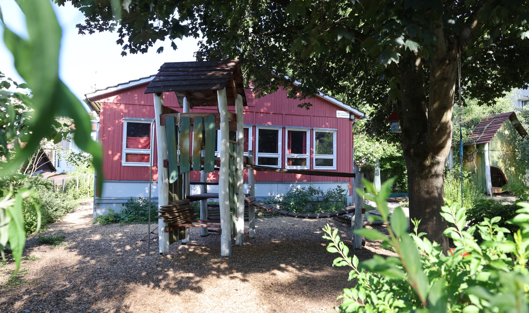 Kita-Engpass: Stadt Winnenden reaktiviert Holzhaus-Kindergarten