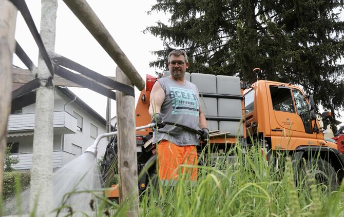 Wasser Bäume Gießen Gießwagen Wasserwagen