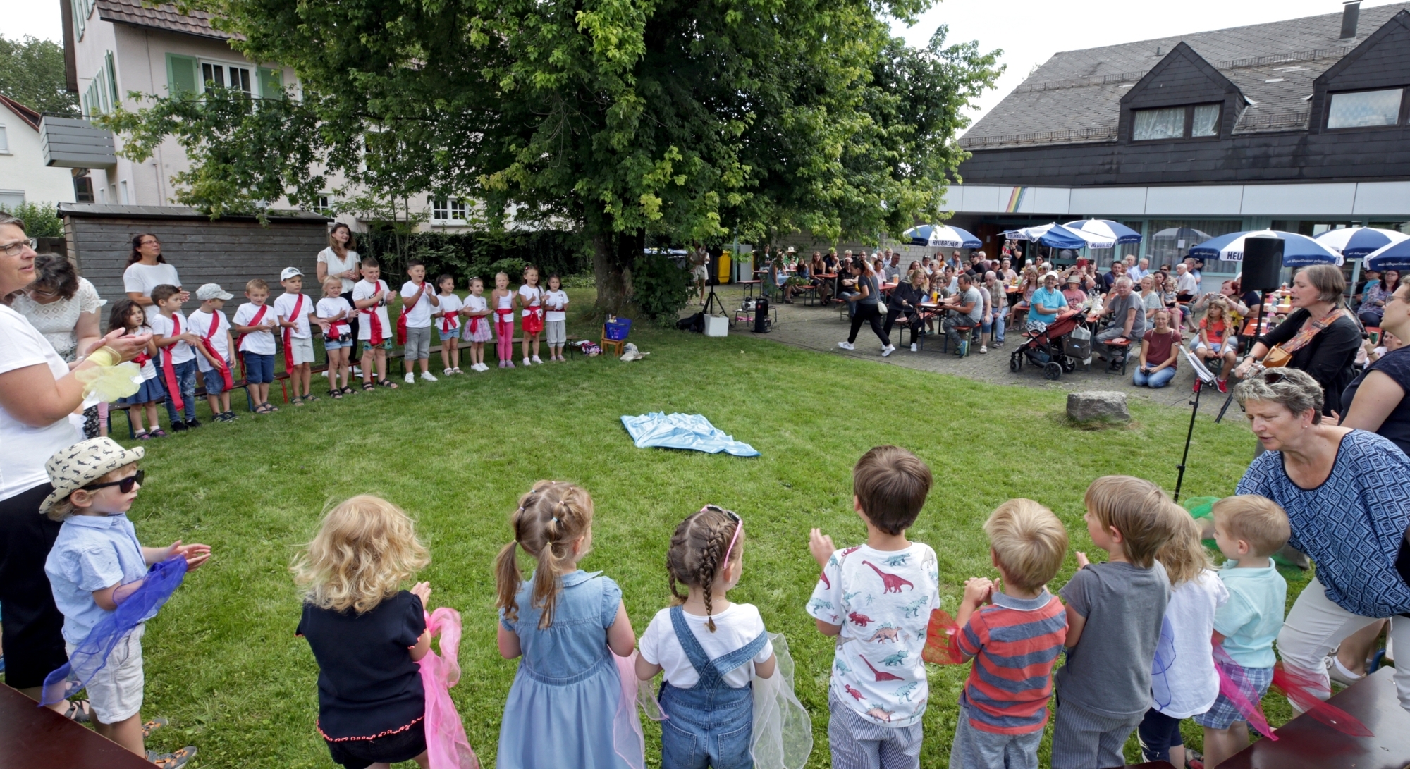 Kinder, wie die Zeit vergeht Kindergarten "Philipp Neri" in Welzheim