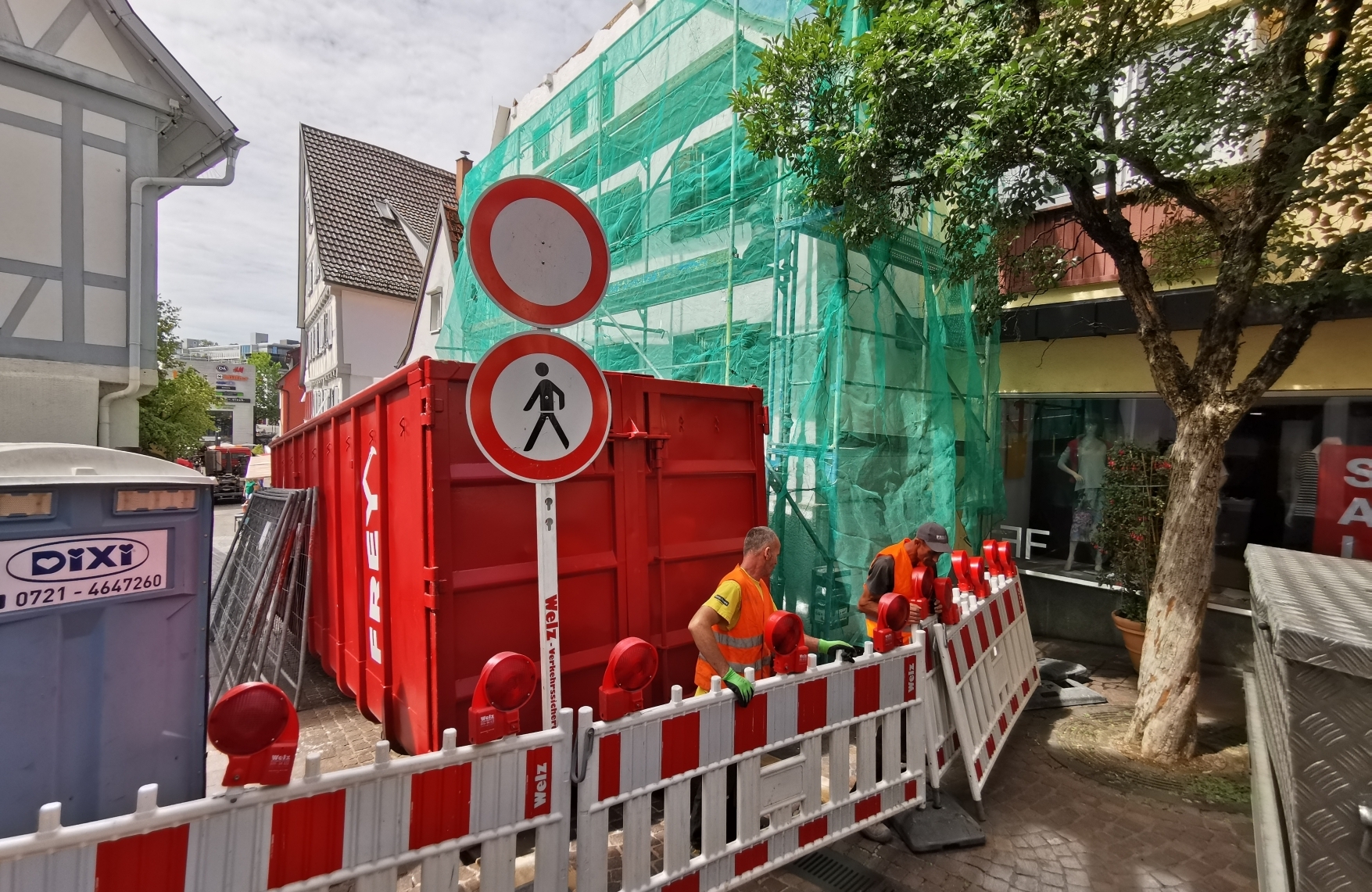 Nach langem Leerstand: Haus-Abbruch in der Waiblinger Fußgängerzone - Nachrichten aus Waiblingen ...