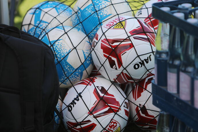 Fußball Symbolbild, Bälle, Jako, Training