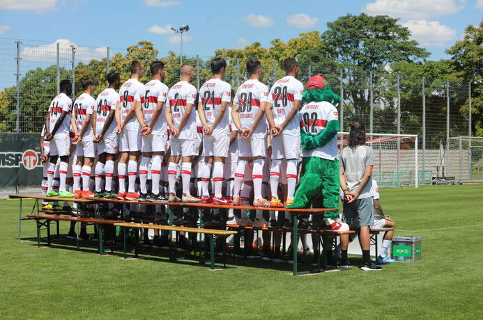 Mannschaftsfoto VfB Stuttgart / Saison 2022/23, VfB Symbolbild