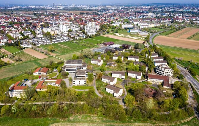Luftbild Hangweide, Kernen-Rommelshausen, 22.04.2022.