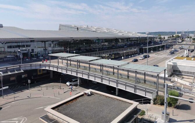 Flughafen Stuttgart Ferienbeginn Donnerstag 28. Juli