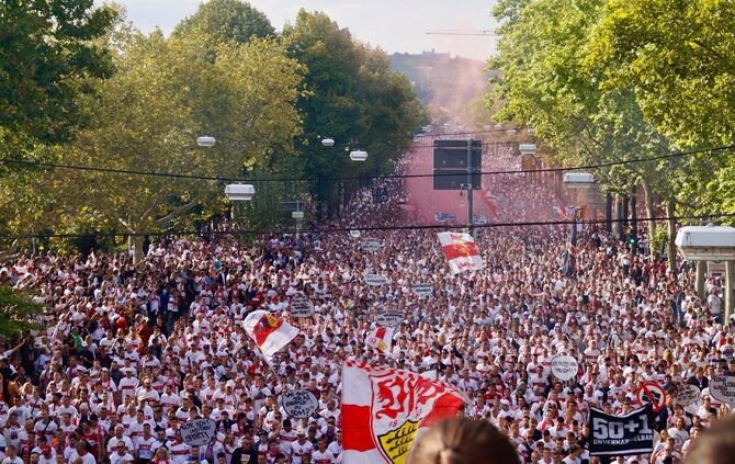 Kopie von 13. Karawane Cannstatt vor dem Heimspiel des VfB Stuttgart gegen den FC Bayern München_7