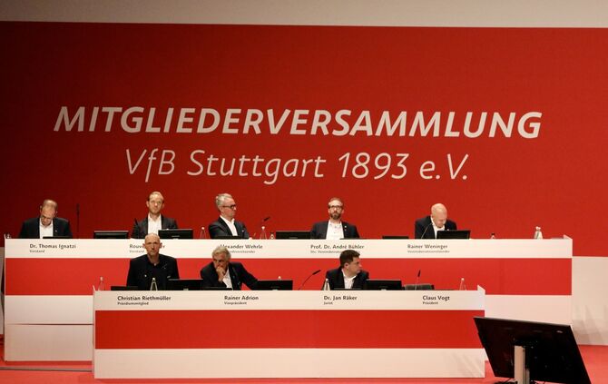Mitgliederversammlung des VfB Stuttgart in der Porsche-Arena