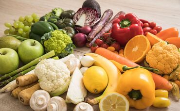 Essen versorgt unseren Körper mit Nährstoffen.