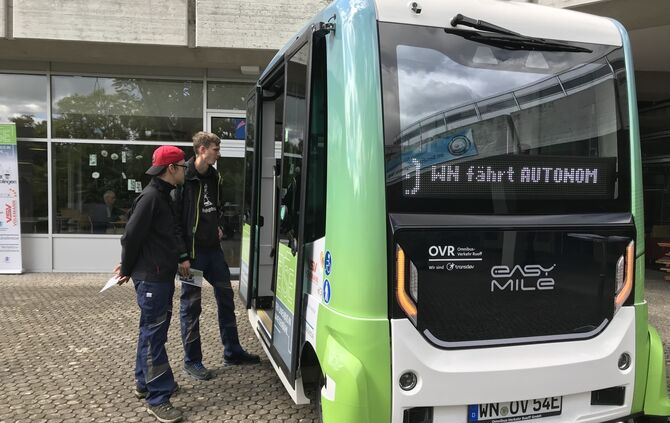 Ameise Bus automatisiert fahrerlos