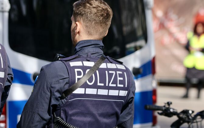 Polizei Wasen Symbolbild