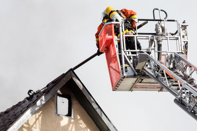 Dachstuhlbrand_Sulzbacher Strasse, Backnang_27.02.2020