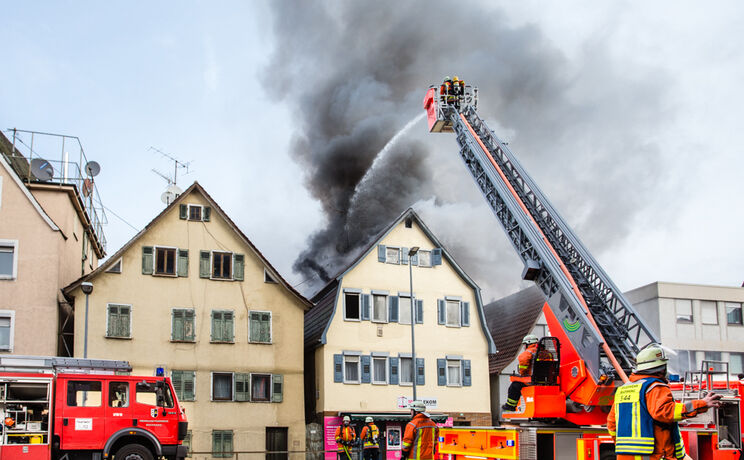 Dachstuhlbrand_Sulzbacher Strasse, Backnang_27.02.2020