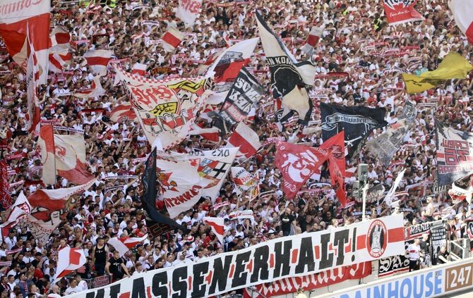 Cannstatter Kurve, Fans, Ultras, VfB-Fans, Fußball-Fans