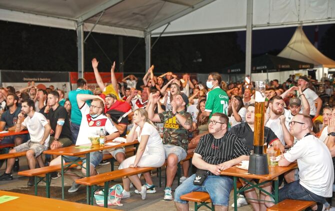 Public Viewing