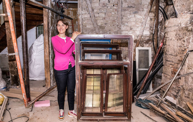 Baustelle: Natalija Nazor in ihrem zukünftigen Mariposa-Laden in der Bengelstr. 12, Winnenden, 18.11.2022.