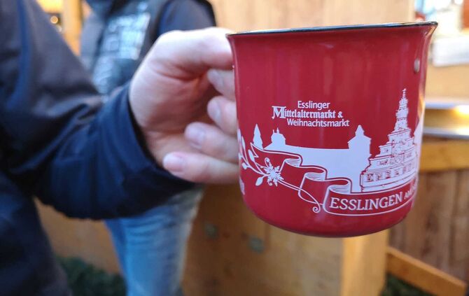 Mittelaltermarkt Esslingen Glühwein Symbol Symbolbild Symbolfoto