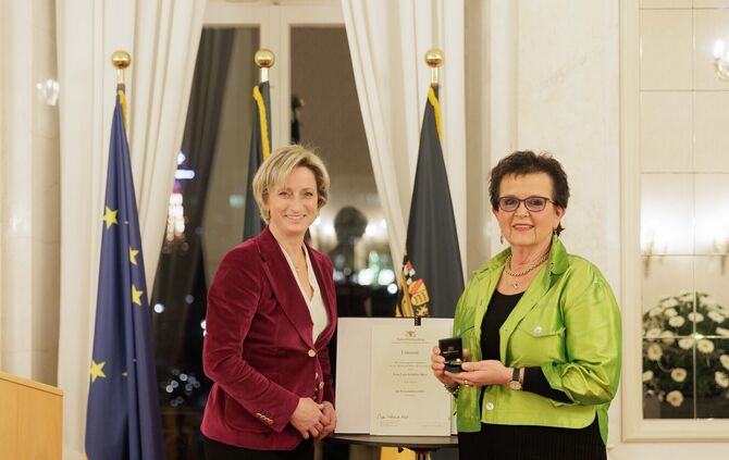 Verleihung der Medaille für herausragende Verdienste um die Wirtschaft Baden-Württembergs