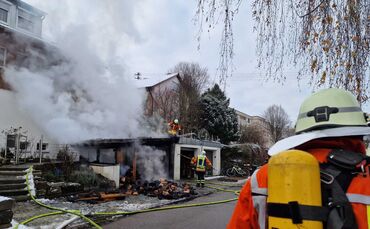 Brand Backnang Schuppen Feuer Feuerwehr